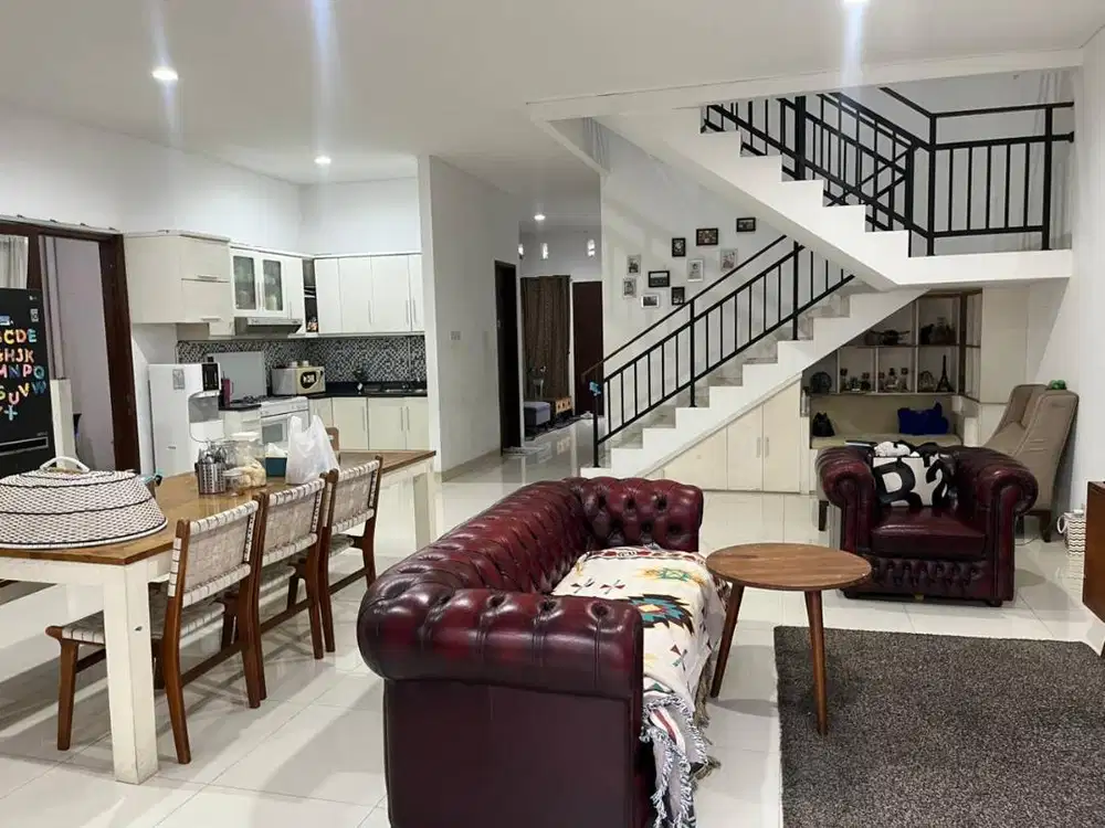 RUMAH MEWAH TANJUNG BARAT INDAH