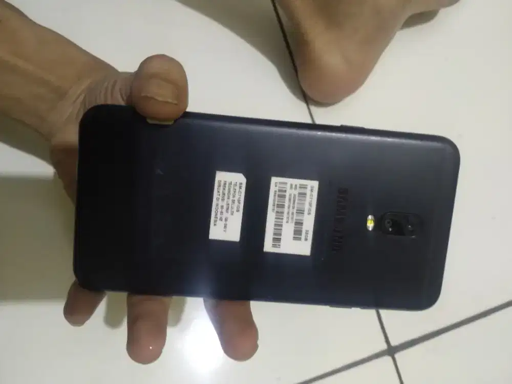 Samsung Galaxy J7 Plus 4Gb Per 32Gb