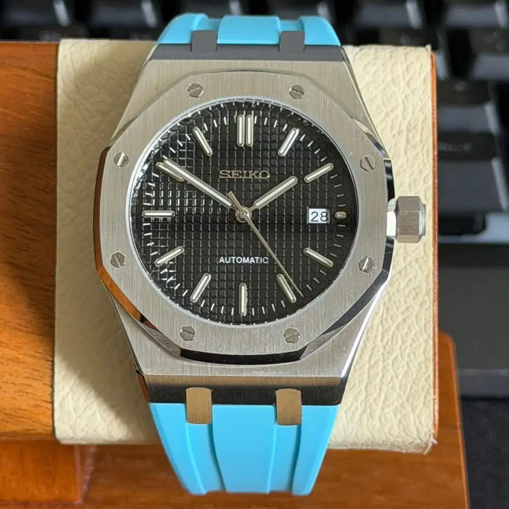 Seiko Royal Oak Black With El Khaleed Rubber NH35 Automatic Special