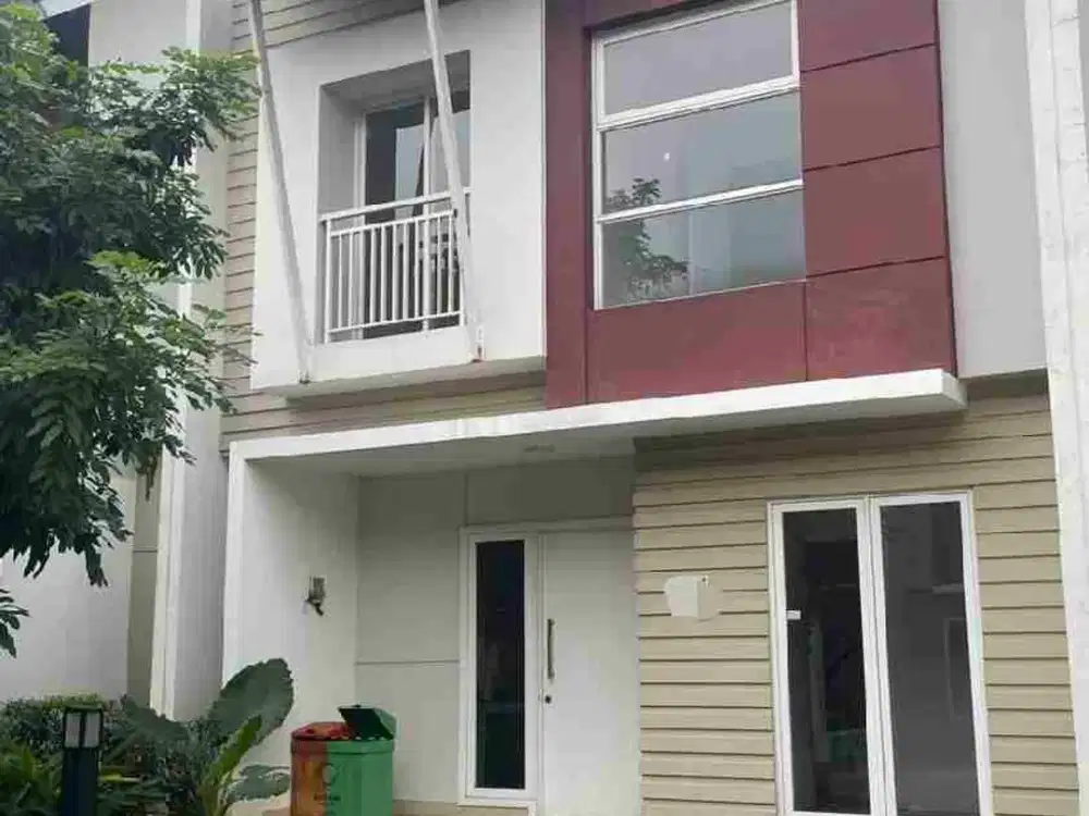 Dijual rugi rumah di summarecon emerald Karawang cluster Advani