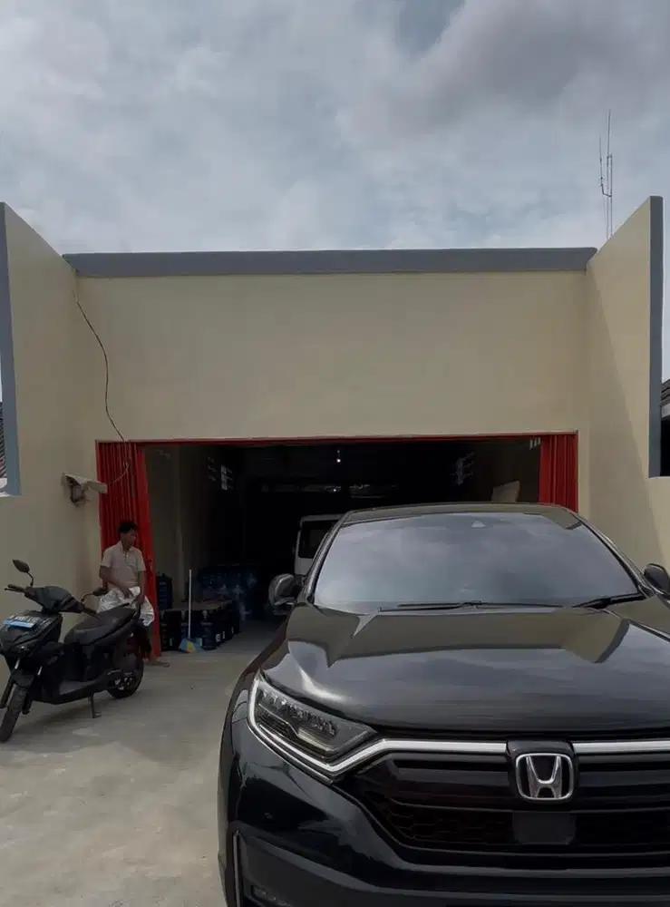 RUKO 216 m2 di Pinggir Jalan