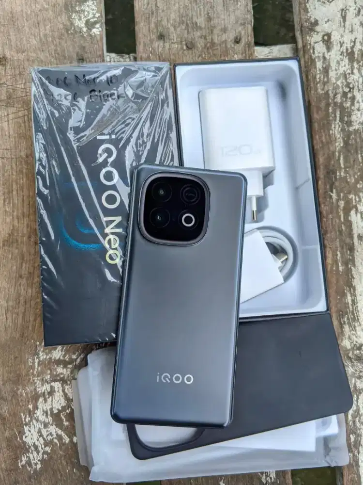Iqoo Neo 10 12/512gb fullset