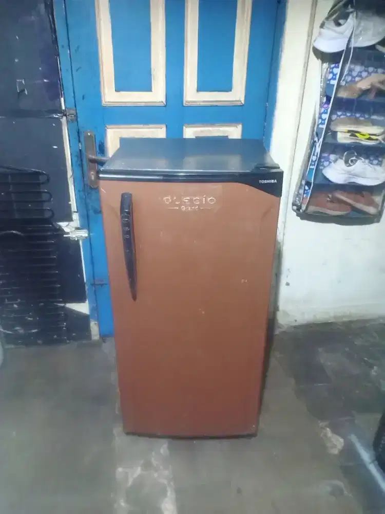 Jual kulkas Toshiba Glacio 1 pintu dingin dan beku normal bisa diantar
