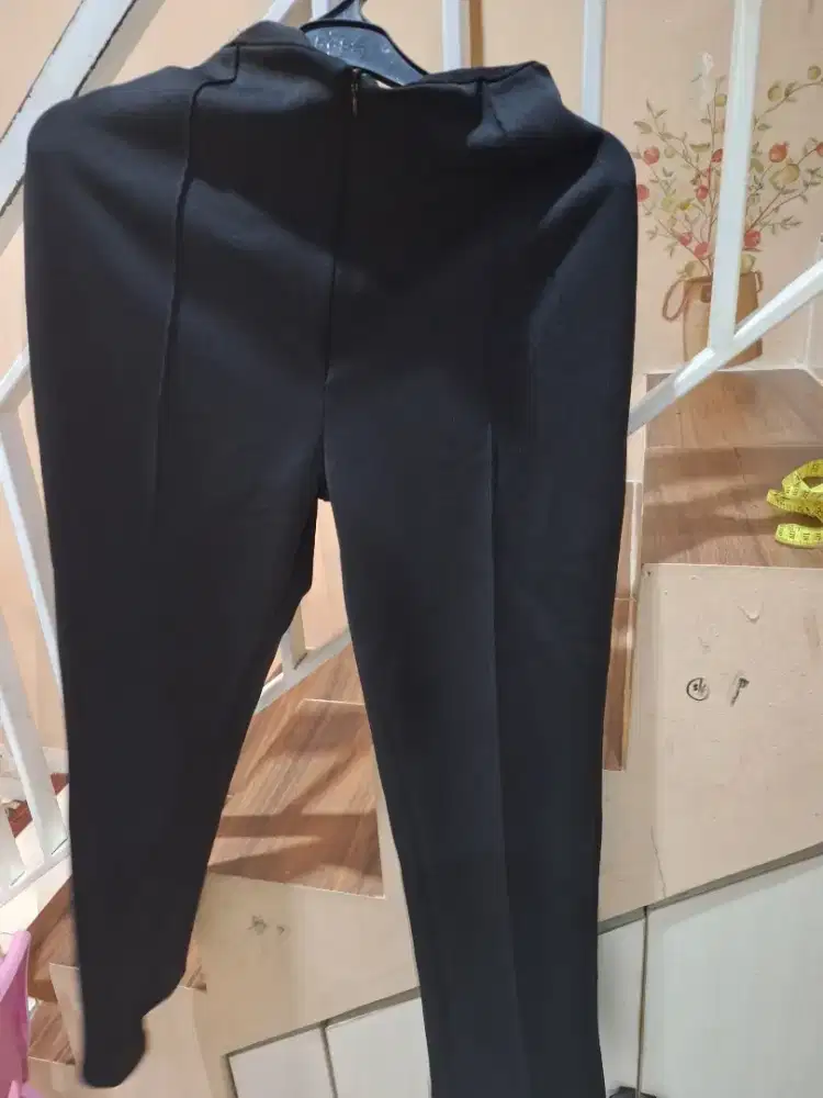 Celana wanita scuba preloved pribadi