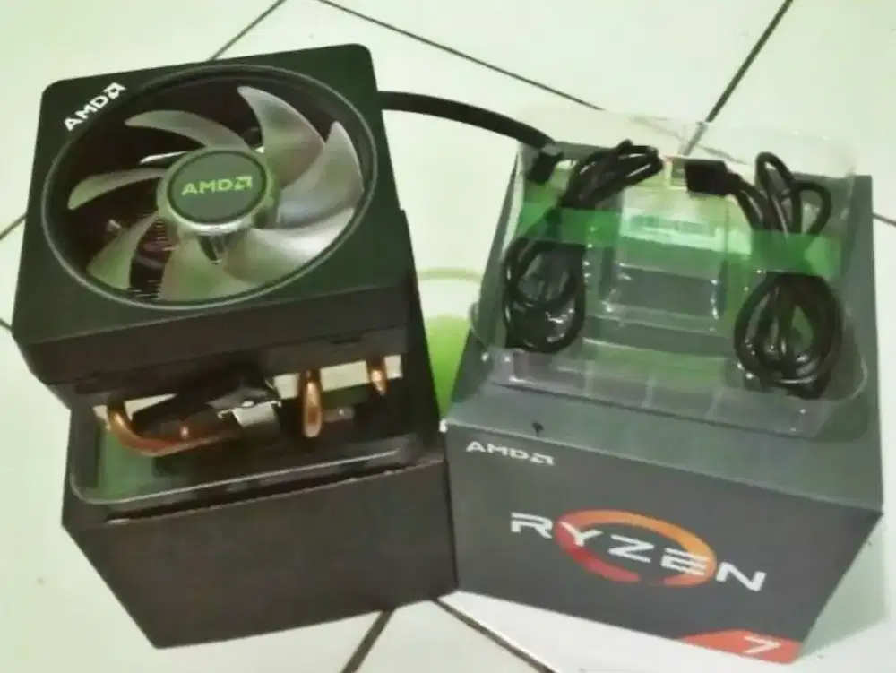 Prosesor Ryzen 7 2700X Box Fullset