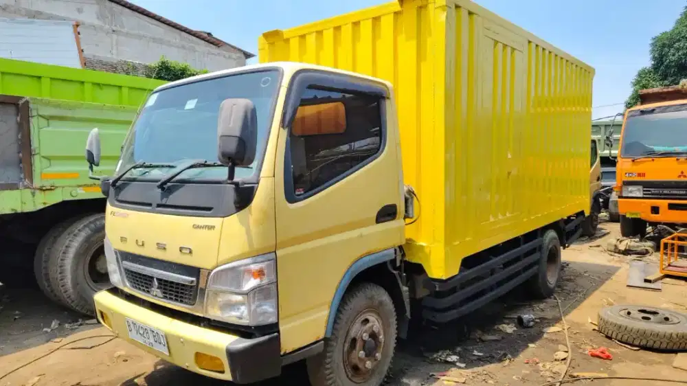 Mitsubishi colt diesel ps 74 hd bok besi standar tahun 2023