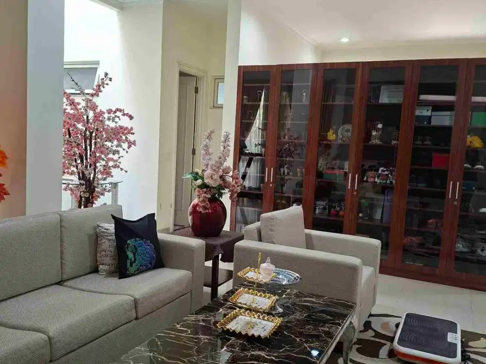 Dijual rumah di alam sutra full furnish