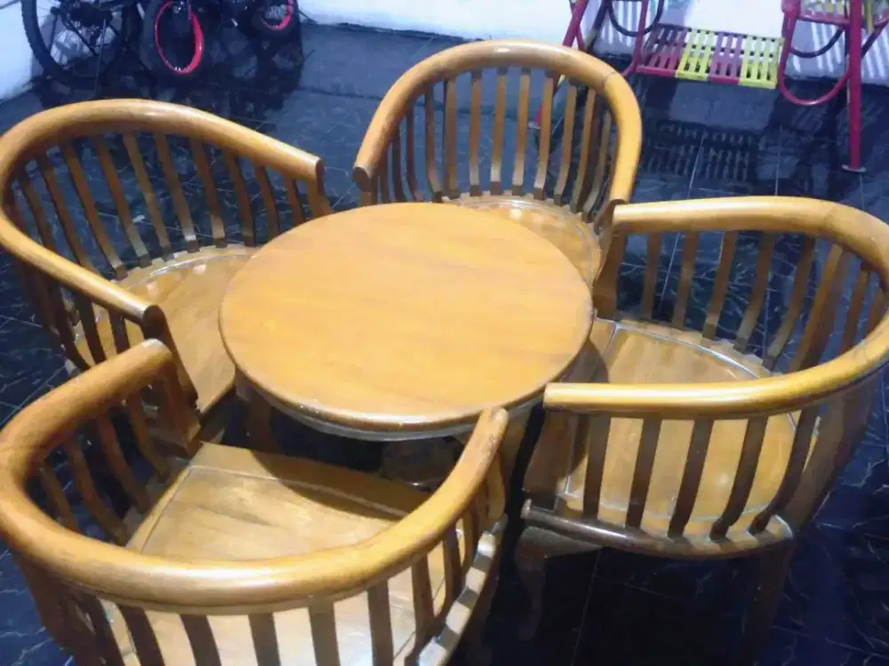 1 Set Kursi + Meja, Kayu Jati Asli
