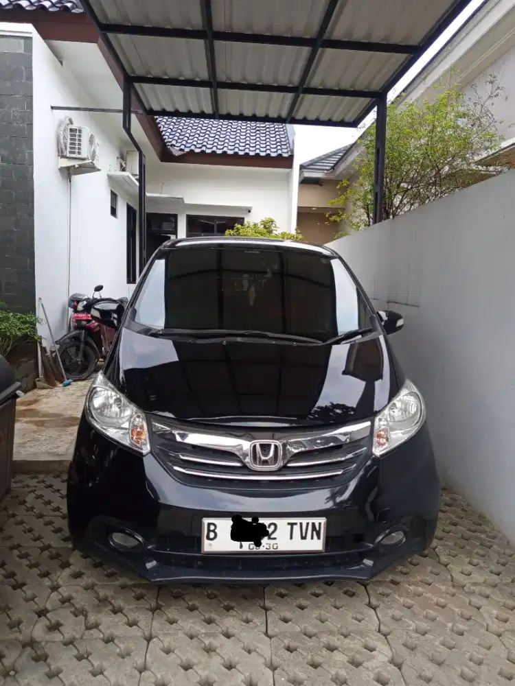 Honda Freed 1.5 E AT PSD 2014