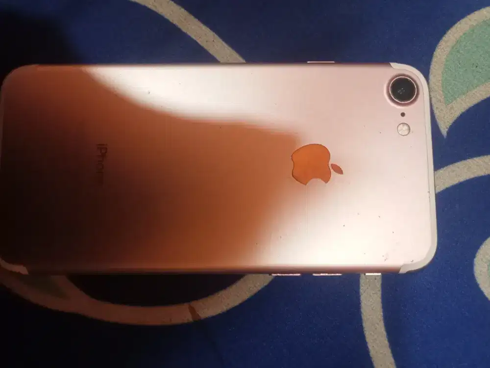 IPHONE 7 32GB 650 NEGO JUAL CEPAT