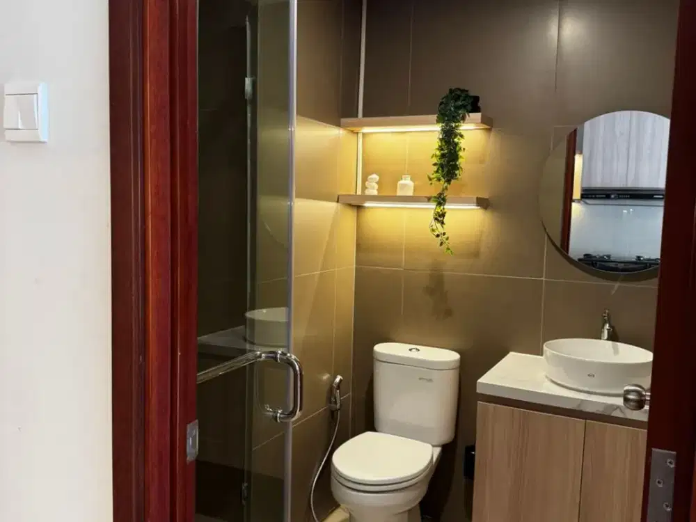 STUDIO furnish BARU SIAP HUNI Apt.Royal Mediterania Garden Tanjung Duren