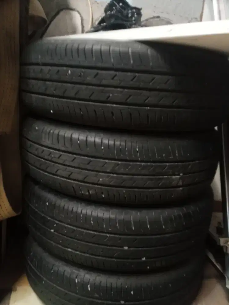 jual ban seken brigestun ecopia