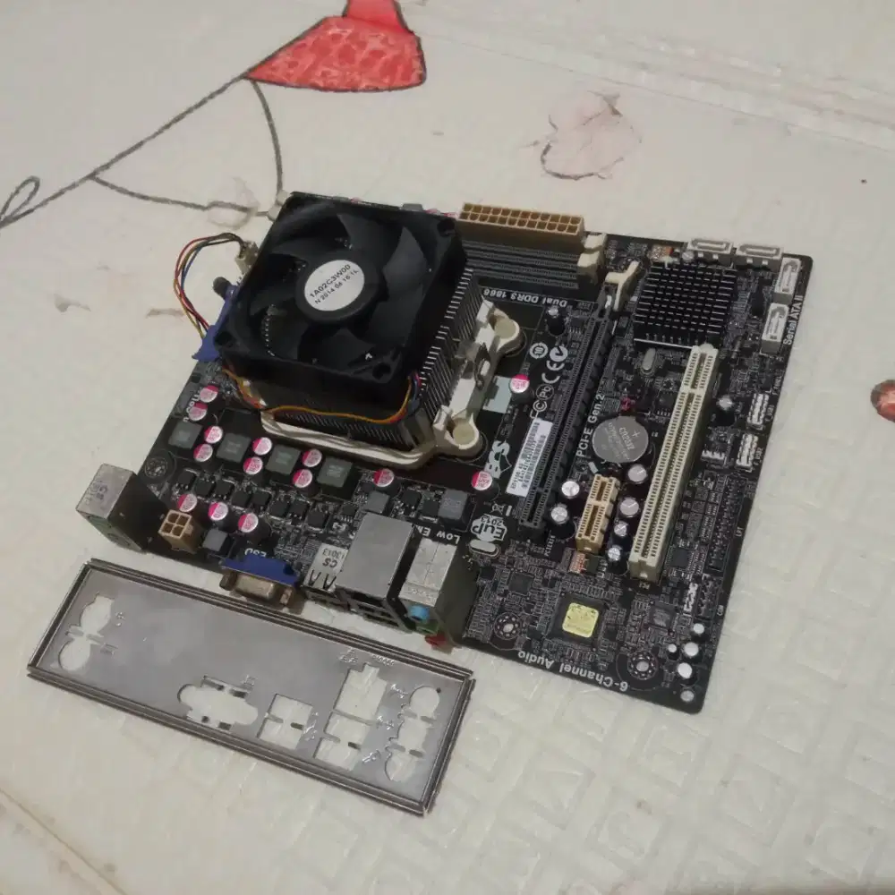 AMD A8-3870 + ECS A55F-M3