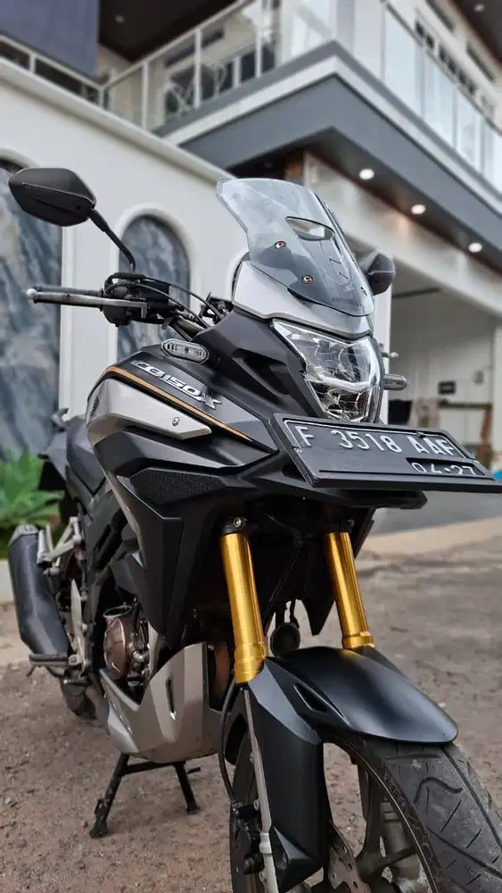 Honda CB 150X 2022 KM Rendah 7000 Perak