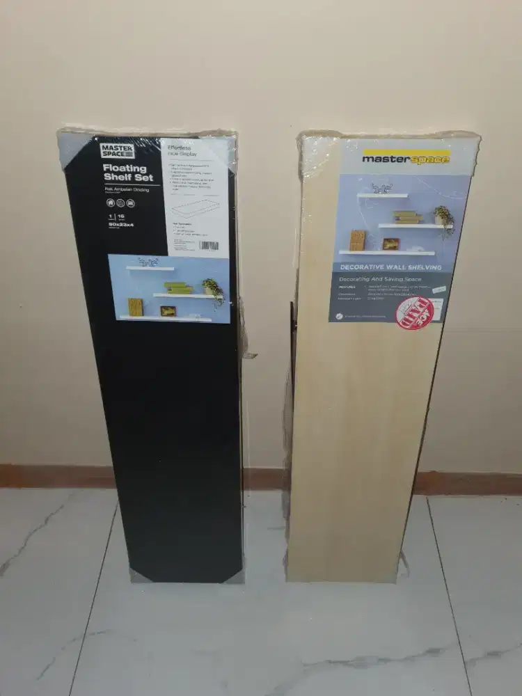 Rak dinding atau ambalan