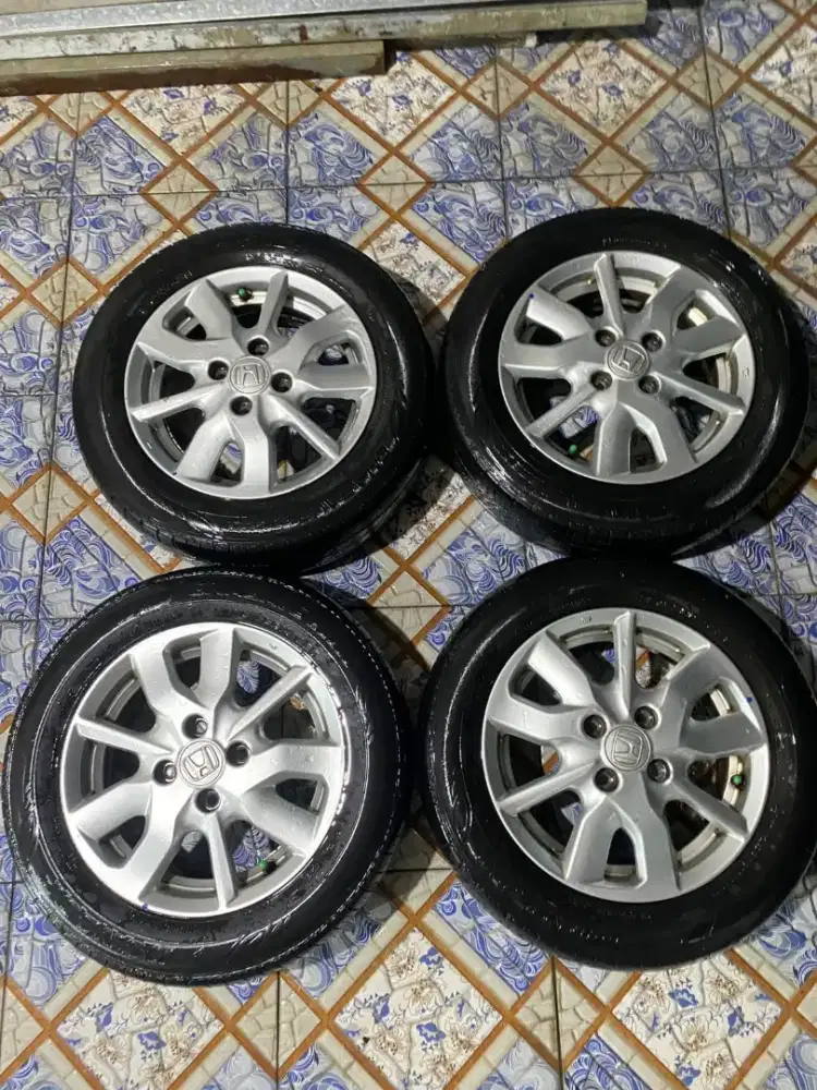 Velg dan ban honda brio 2020