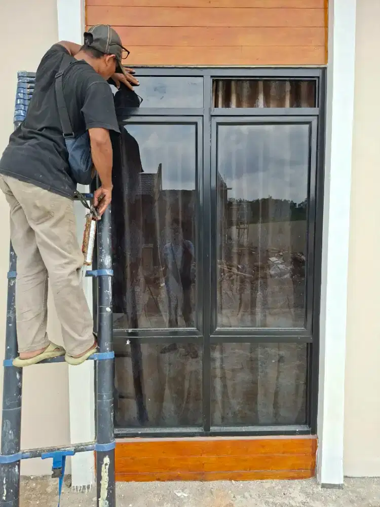 Jendela aluminium
