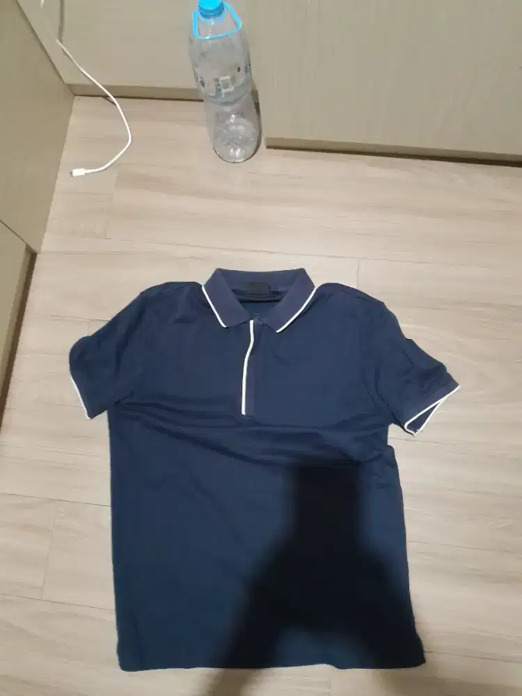 Kaos polo uniqlo original