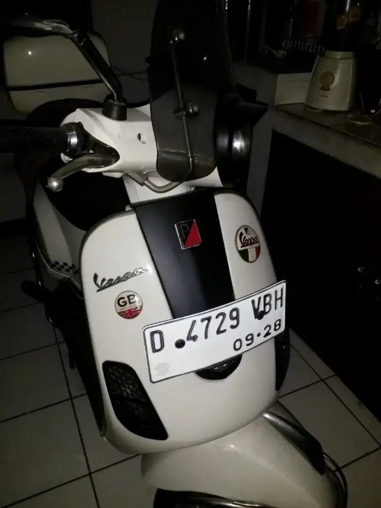 Jual vespa modifikaai lx 150 2013