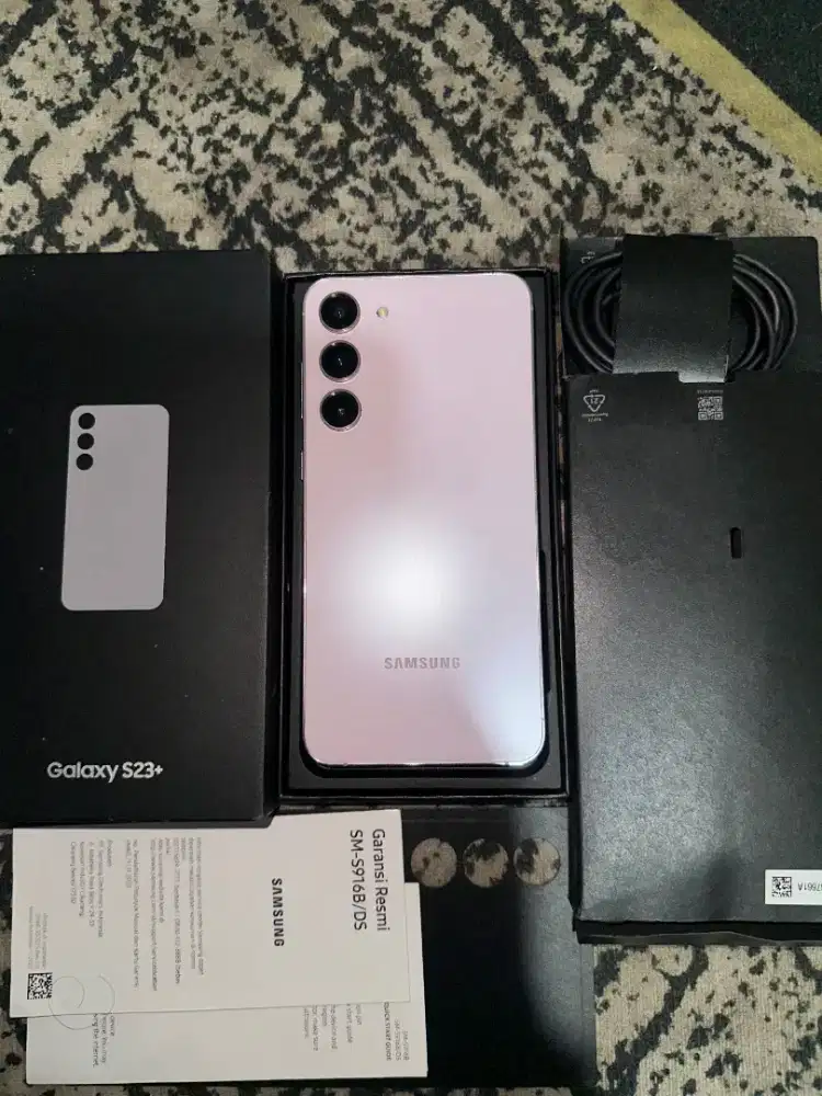 Samsung Galaxy S23+ 5G 8/256GB Lavender Fullset SEIN Mulus No Minus