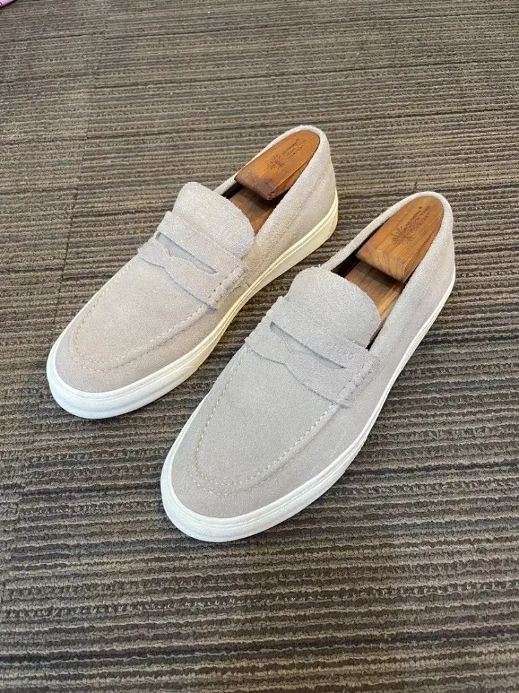 Pedro slip on sepatu original size 42