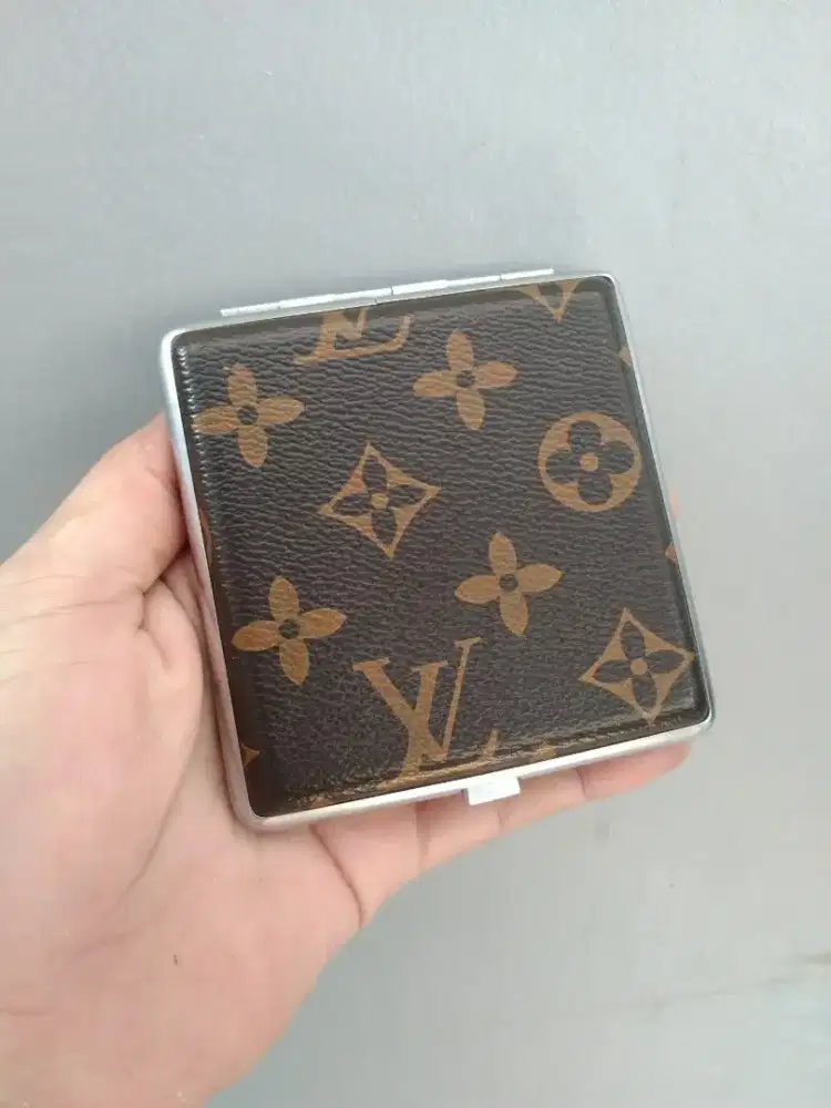 Louis Vuitton cigarette case box kotak