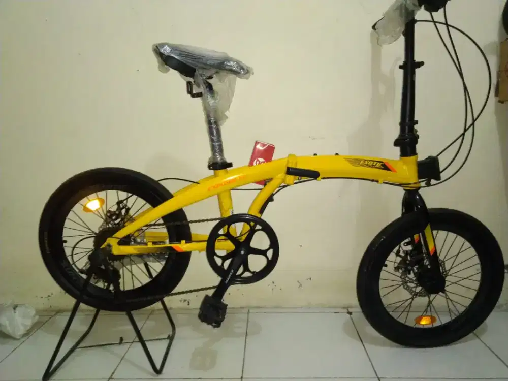 Sepeda lipat exotic explore 100, 20