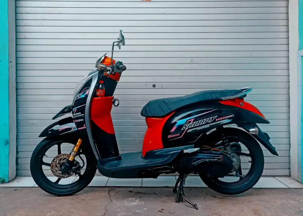 Honda Scoopy 2012