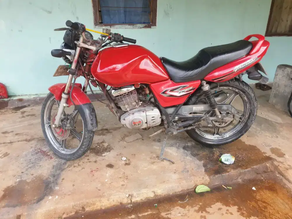 Di jual motor thunder 125 cc