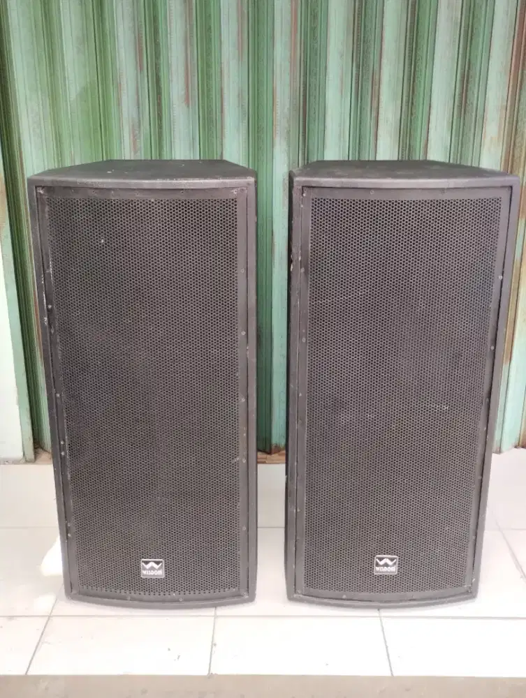 Spiker 15 dobel Twitwer. Suaranya mantap