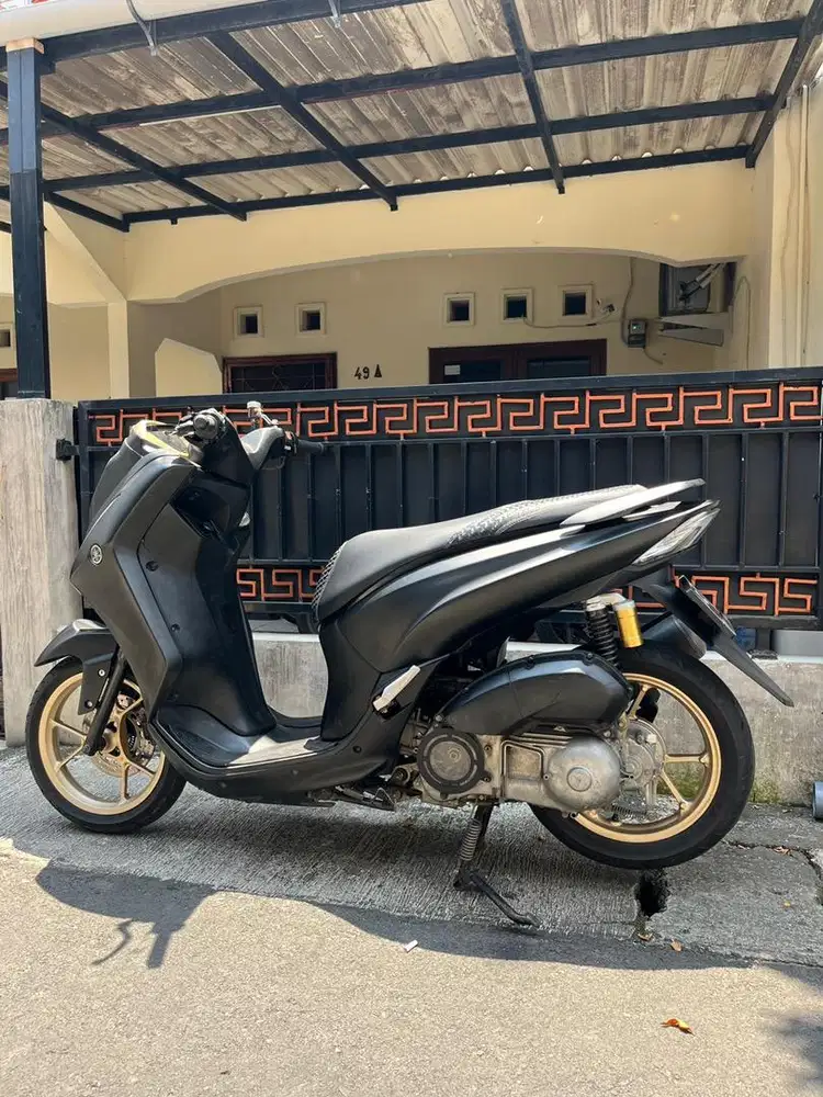 Lexi 125 2021 Hitam Doff Mesin Standar