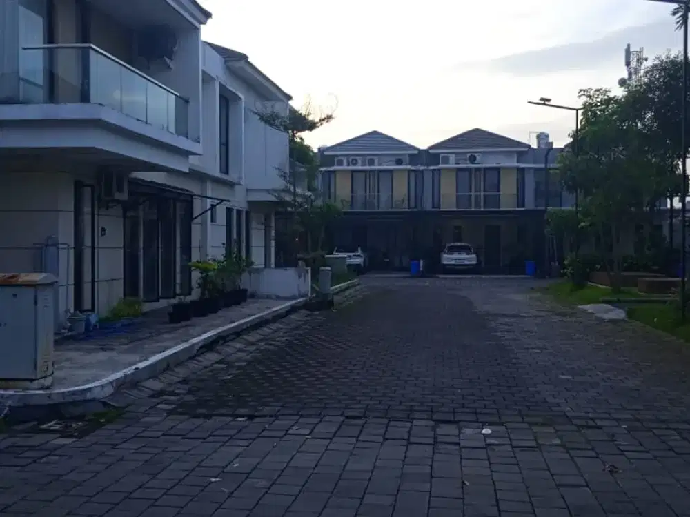JUAL rumah 2 Lantai Wellington Park, tambak Sumur, Sidoarjo