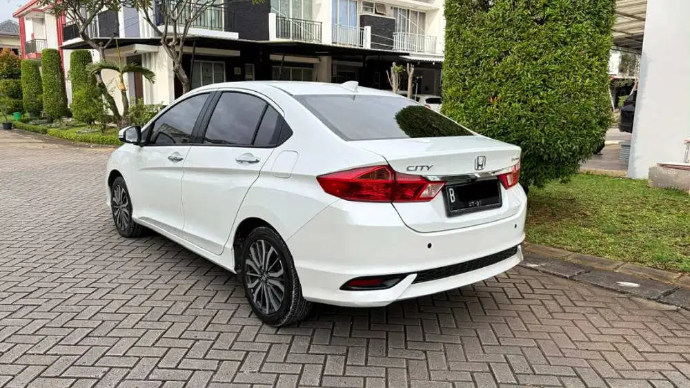 2017 HONDA CITY E MATIC PUTIH MUTIARA RAWATAN HARGA CASH SIAP PAKAI