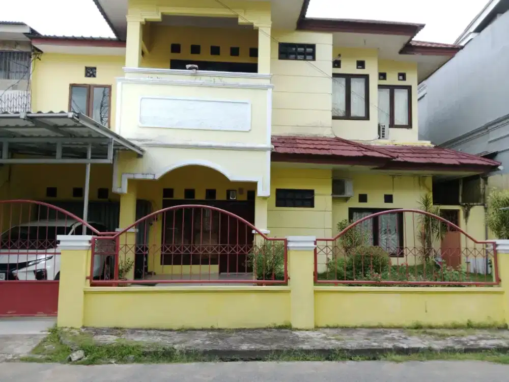 Dijual Rumah Siap Huni elegan - Lokasi Strategis di Pontianak