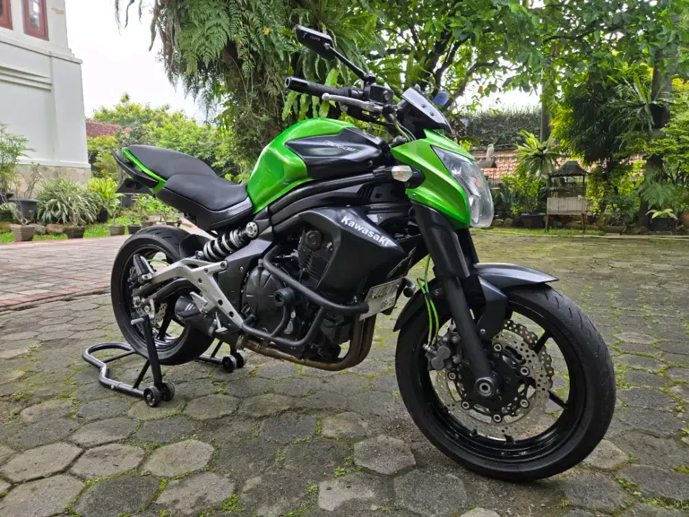 Kawasaki Er6n 2012