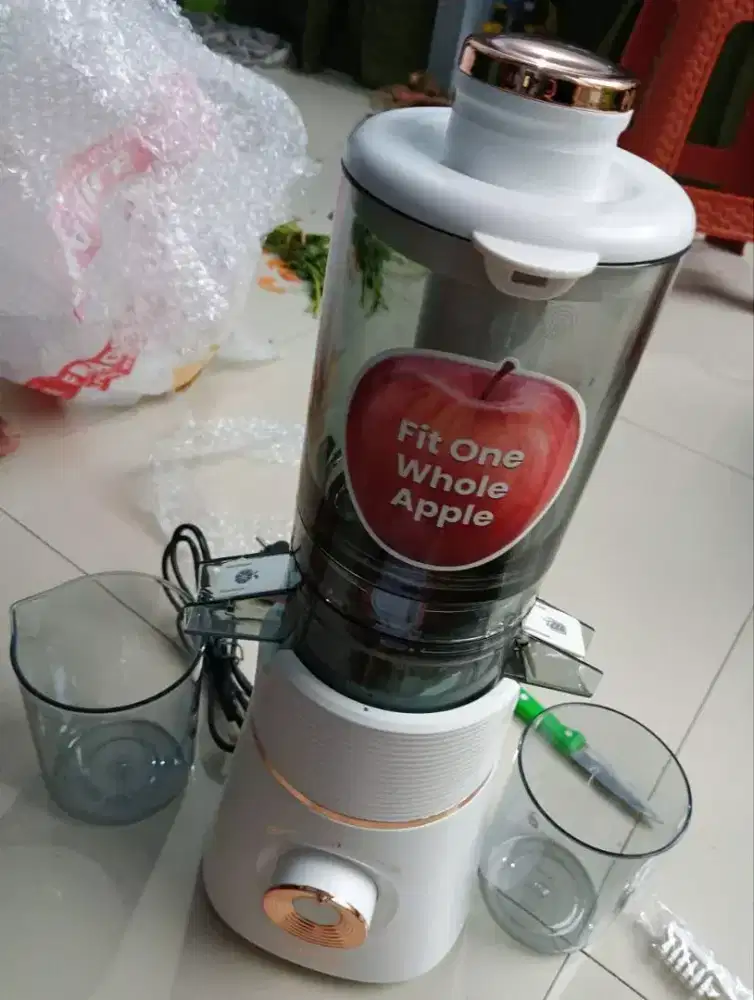 Mecoo Slow Juicer Aesthetic Extra Big Mouth Mecco