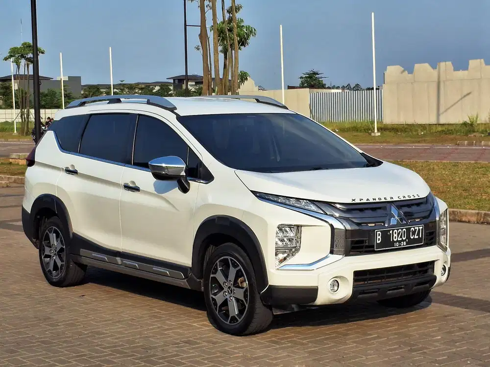 TDP 15 juta !! Mitsubishi Xpander Cross AT 2021 Bensin