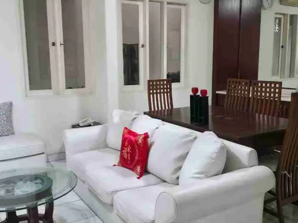 Disewakan Rumah 2 Lantai Furnished  di Taman Permata Buana Puri Kembangan
