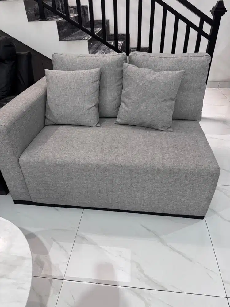 sofa 2 seater abu