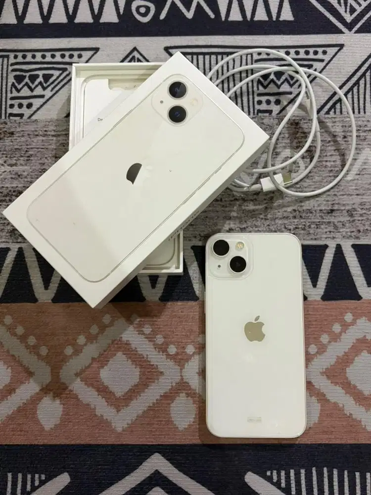 iPhone 13 256Gb IBOX