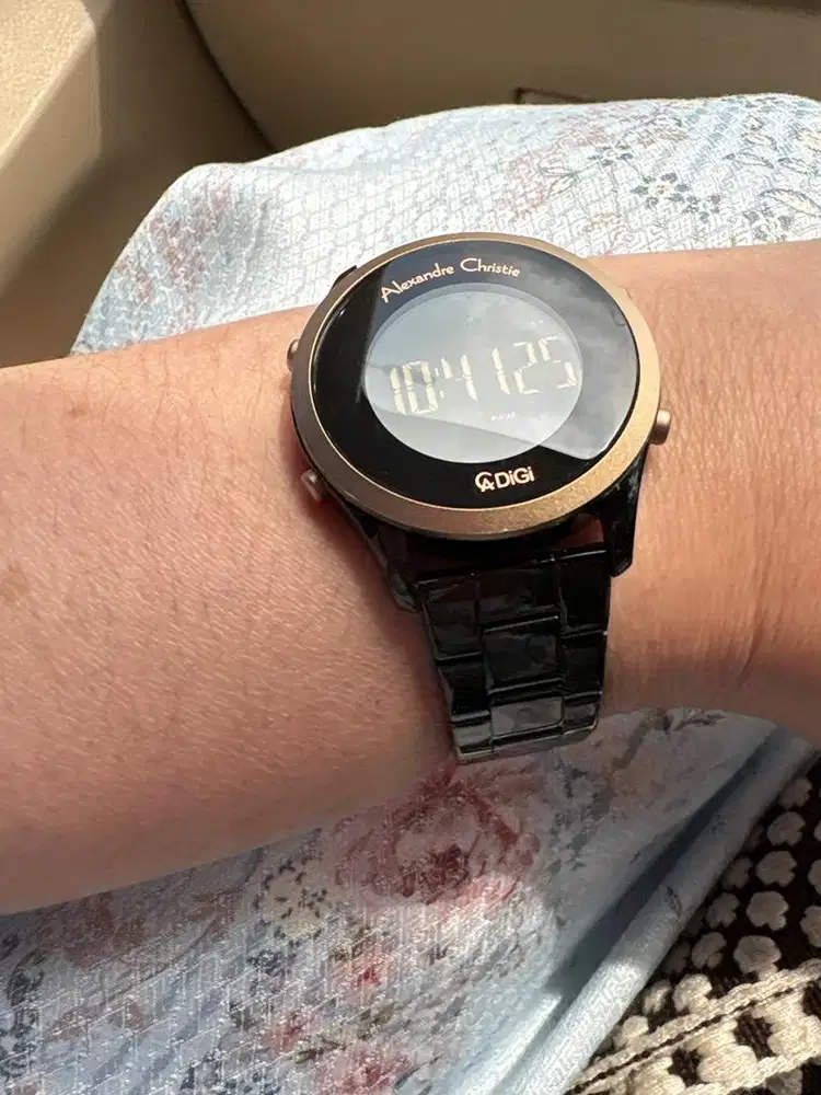 Jam tangan alexandre christie