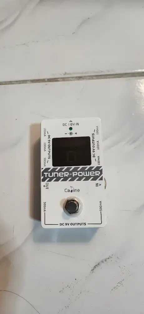 Efek gitar caline power tuner