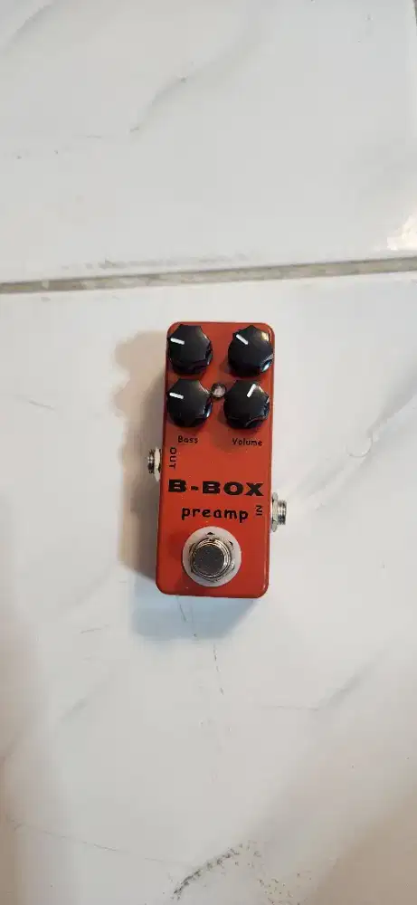 Efek gitar mosky b box over drive