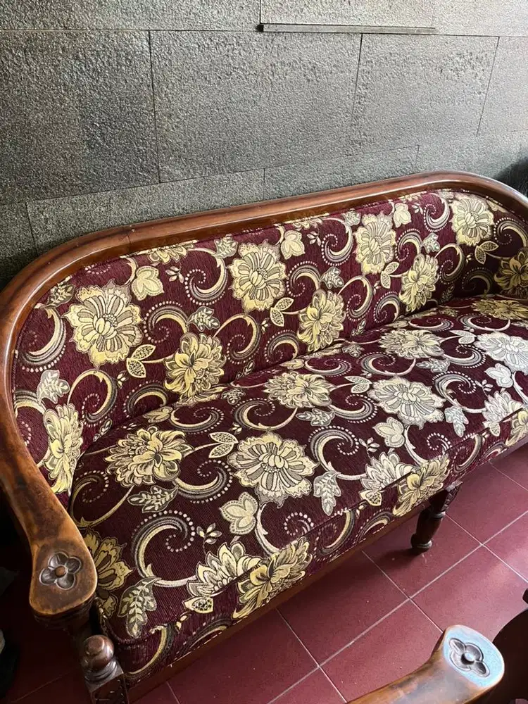 Kursi Sofa Tanpa Meja