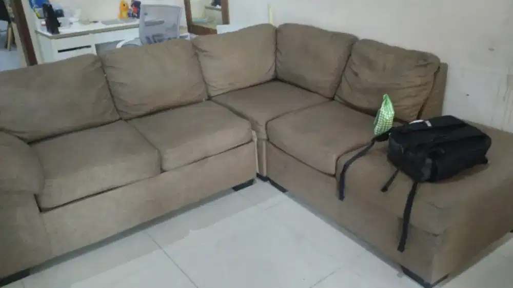 Jasa reparasi sofa