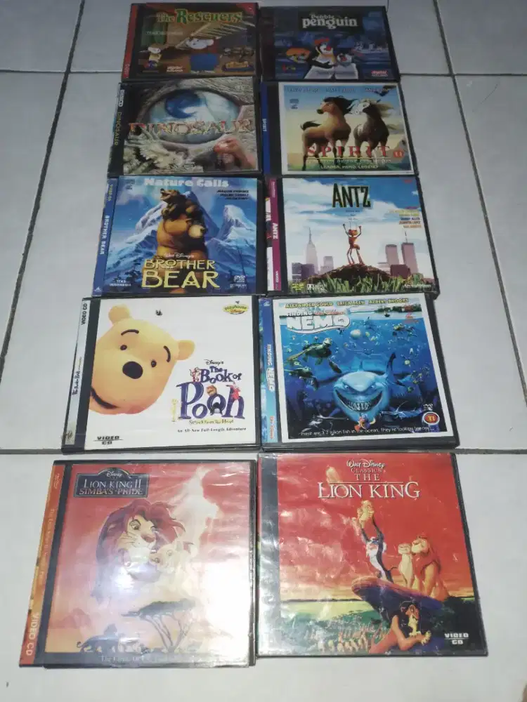 Koleksi vcd animasi binatang, ada 10judul 19pcs,masing2 judul ada 2pcs