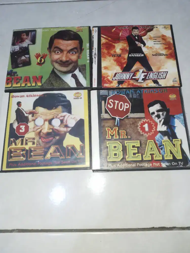 Koleksi vcd mr bean, ada 4judul 5pcs,kualitas vcd asli,kondisi ok,nego