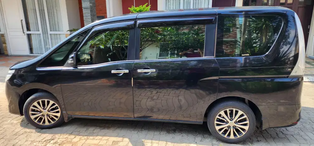 Nissan Serena 2015 Bensin