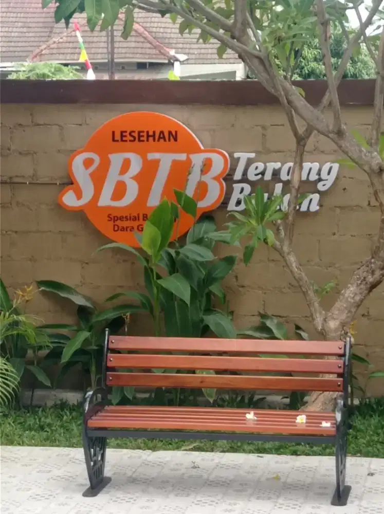 Dibutuhkan karyawati Resto SBTB Terang Bulan kotagede