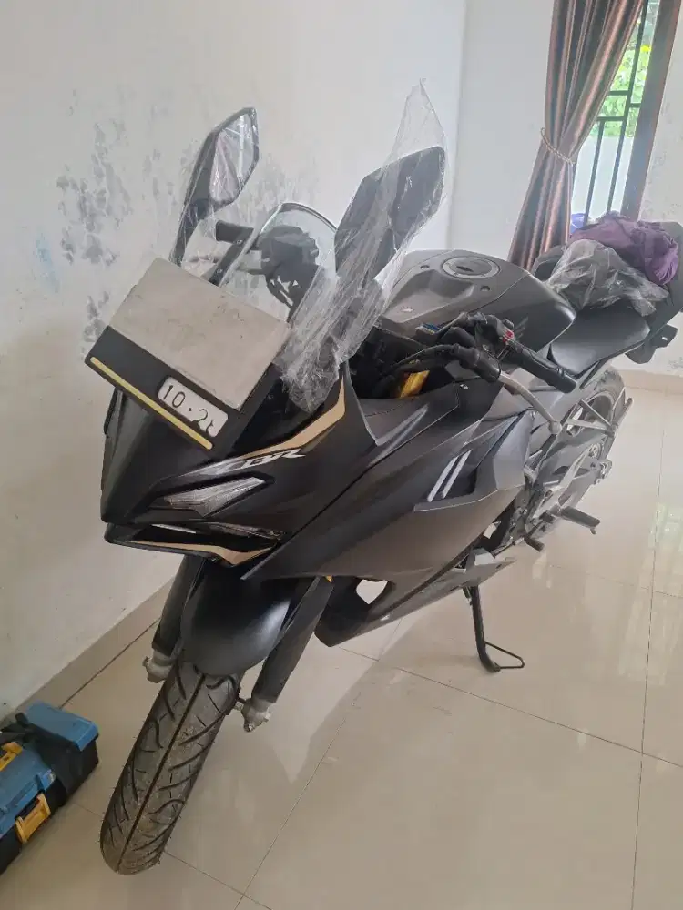 Honda cbr 150r tahun 2023